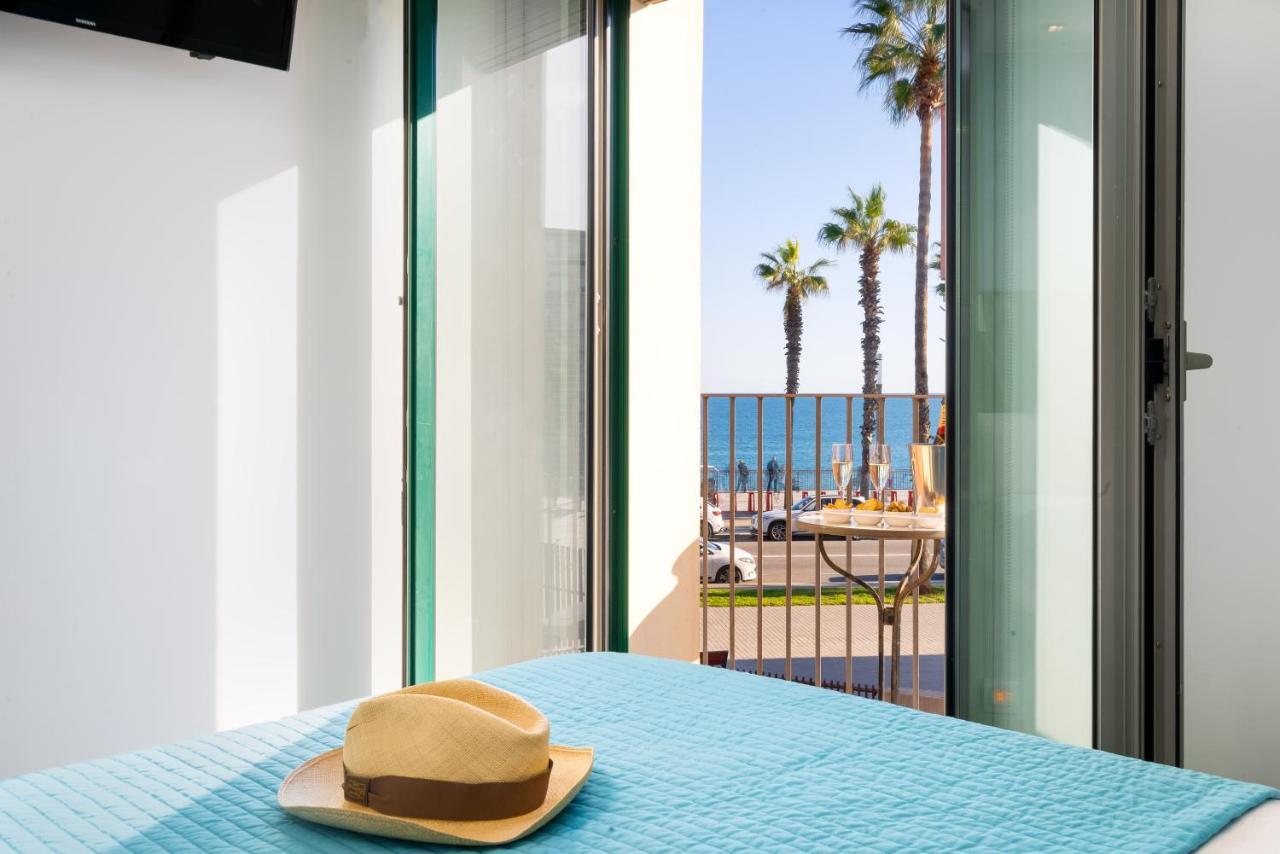 Kronos On The Beach Suite 2 Barcelona Exterior photo